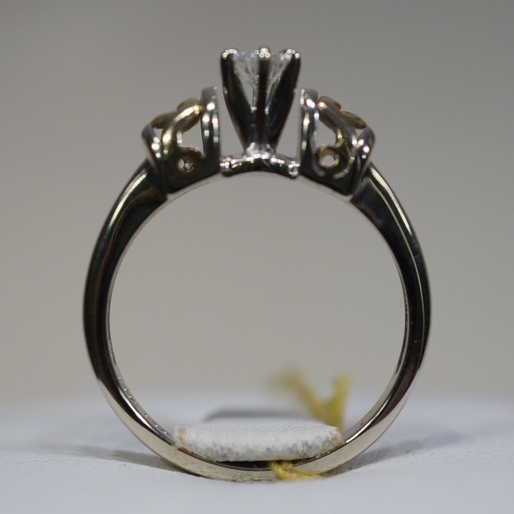 14K Two Tone 1/4 Ct Solitaire Genuine Diamond Ring - Picture 3 of 6